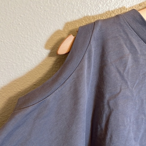 ASOS Design Cold Shoulder Oversized Shirt - Picture 2 of 9